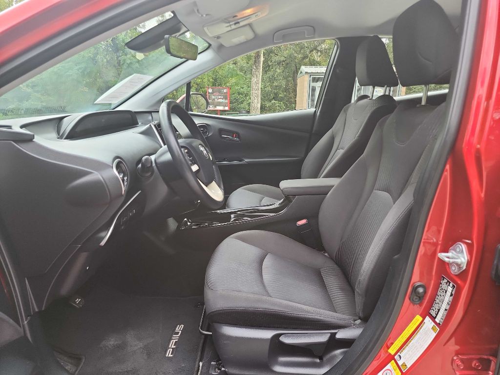2017 Toyota Prius Image 15