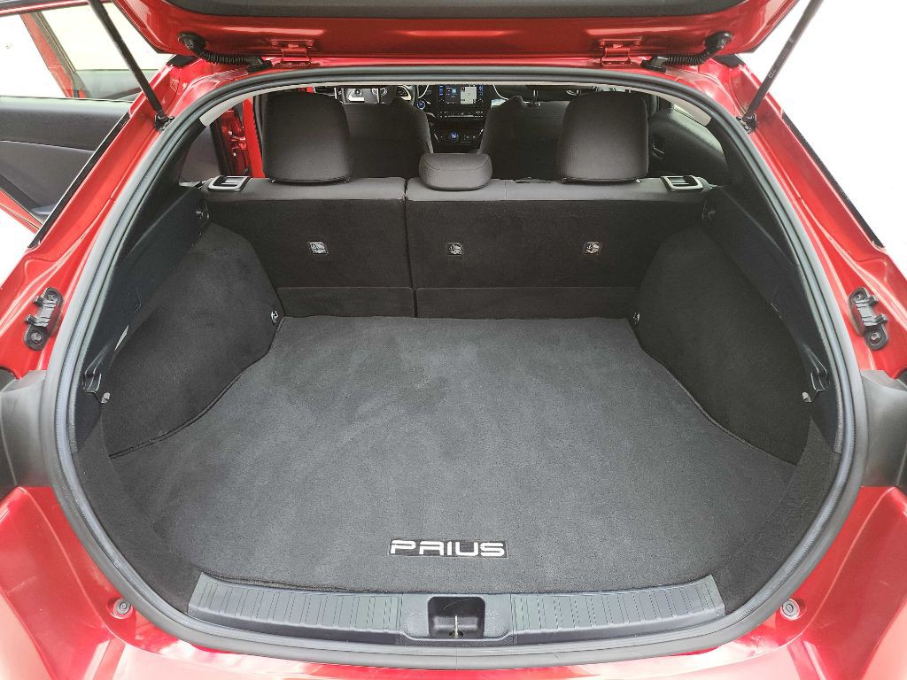 2017 Toyota Prius Image 25