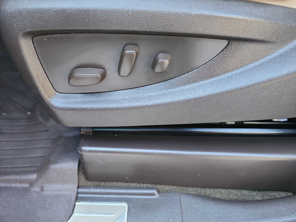 2017 GMC Sierra Image 14