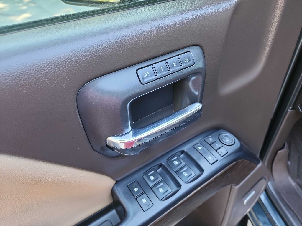 2017 GMC Sierra Image 19