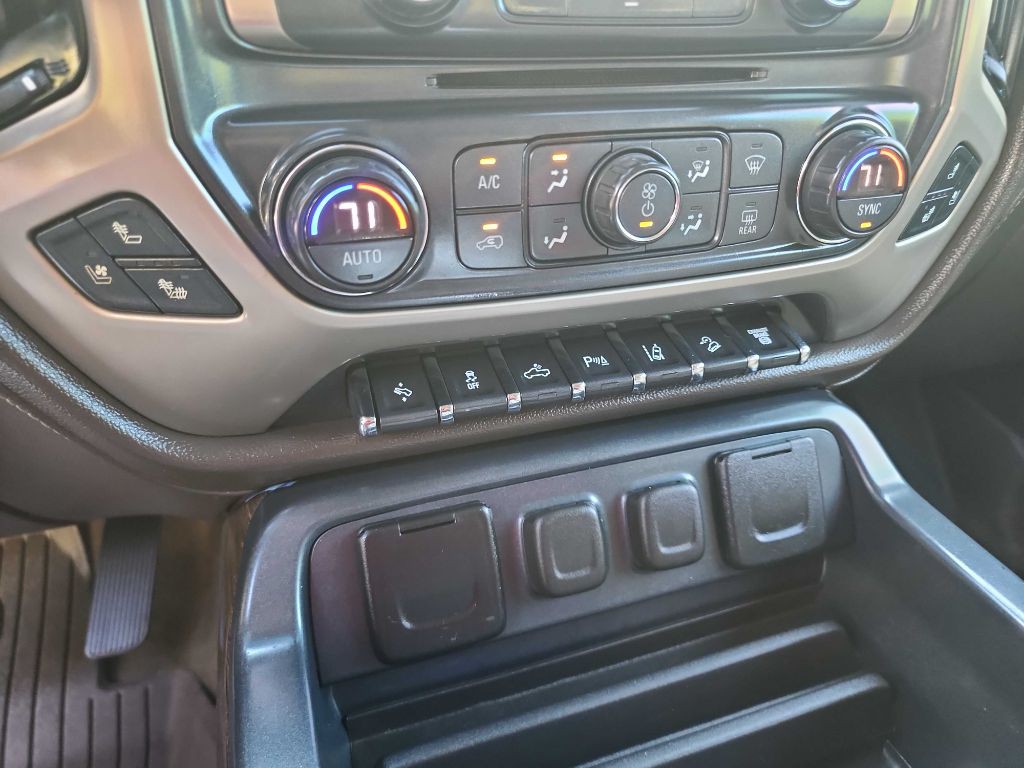 2017 GMC Sierra Image 30