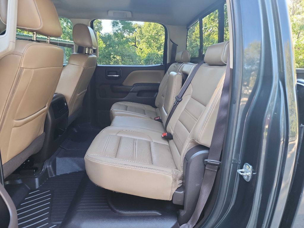 2017 GMC Sierra Image 32