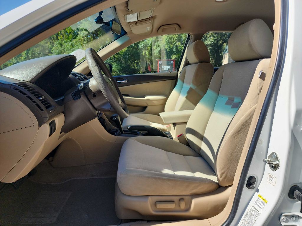 2003 Honda Accord Image 12