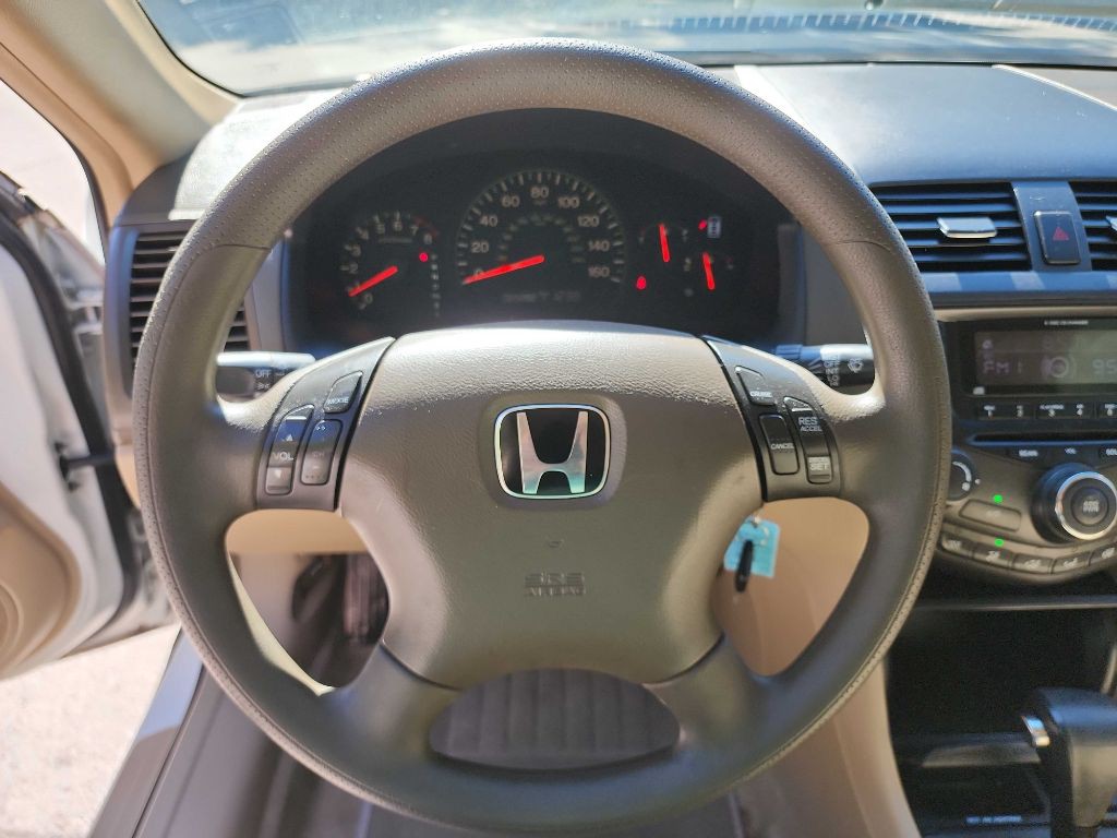 2003 Honda Accord Image 13
