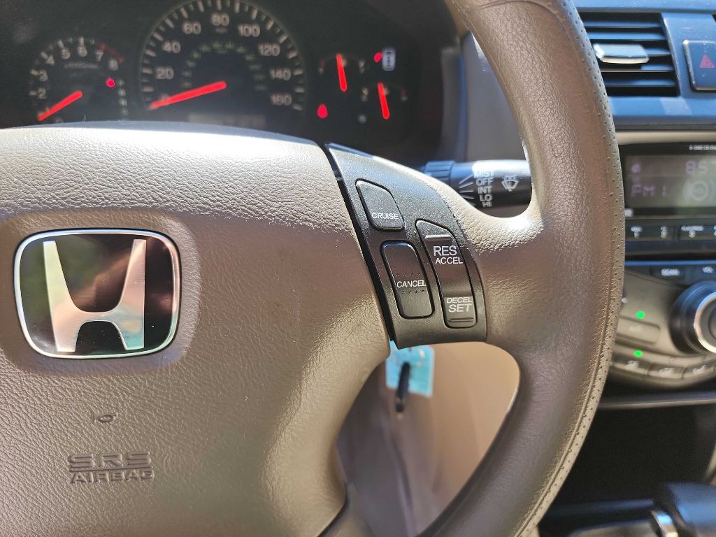 2003 Honda Accord Image 18