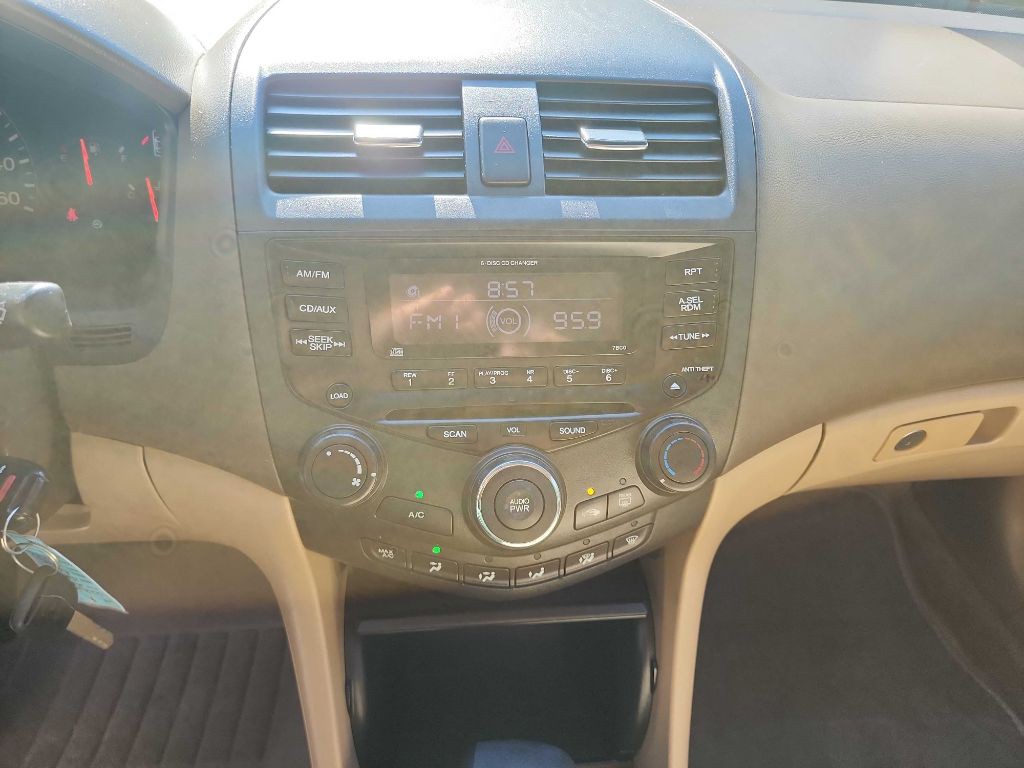 2003 Honda Accord Image 19