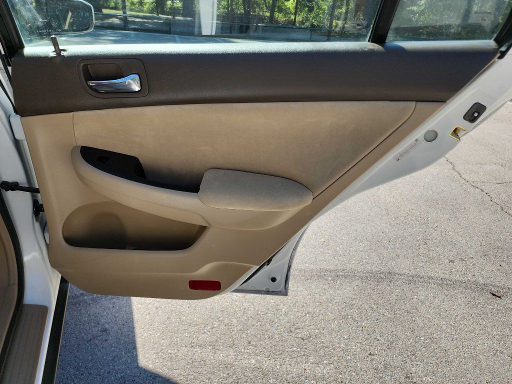 2003 Honda Accord Image 30