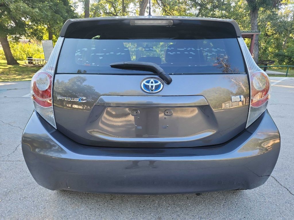 2014 Toyota Prius Image 5