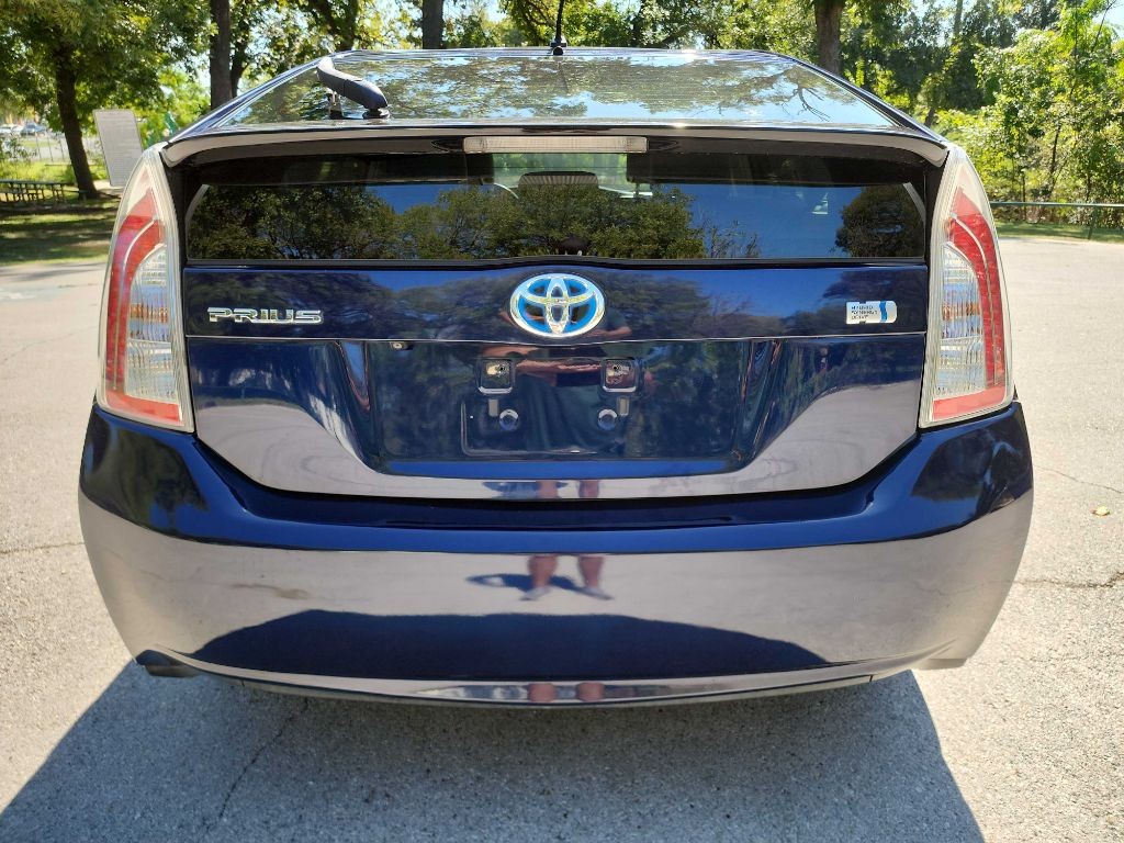 2015 Toyota Prius Image 4