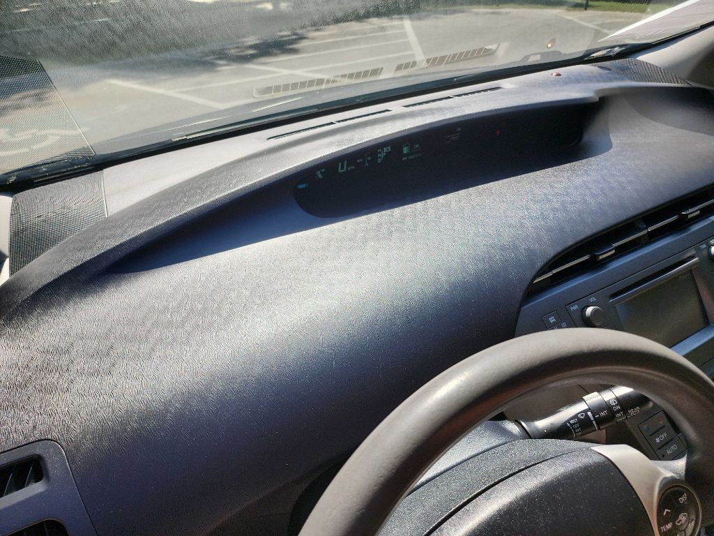 2015 Toyota Prius Image 19