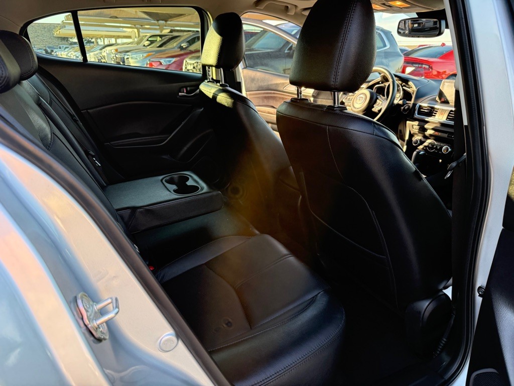 2018 Mazda Mazda3 Image 17