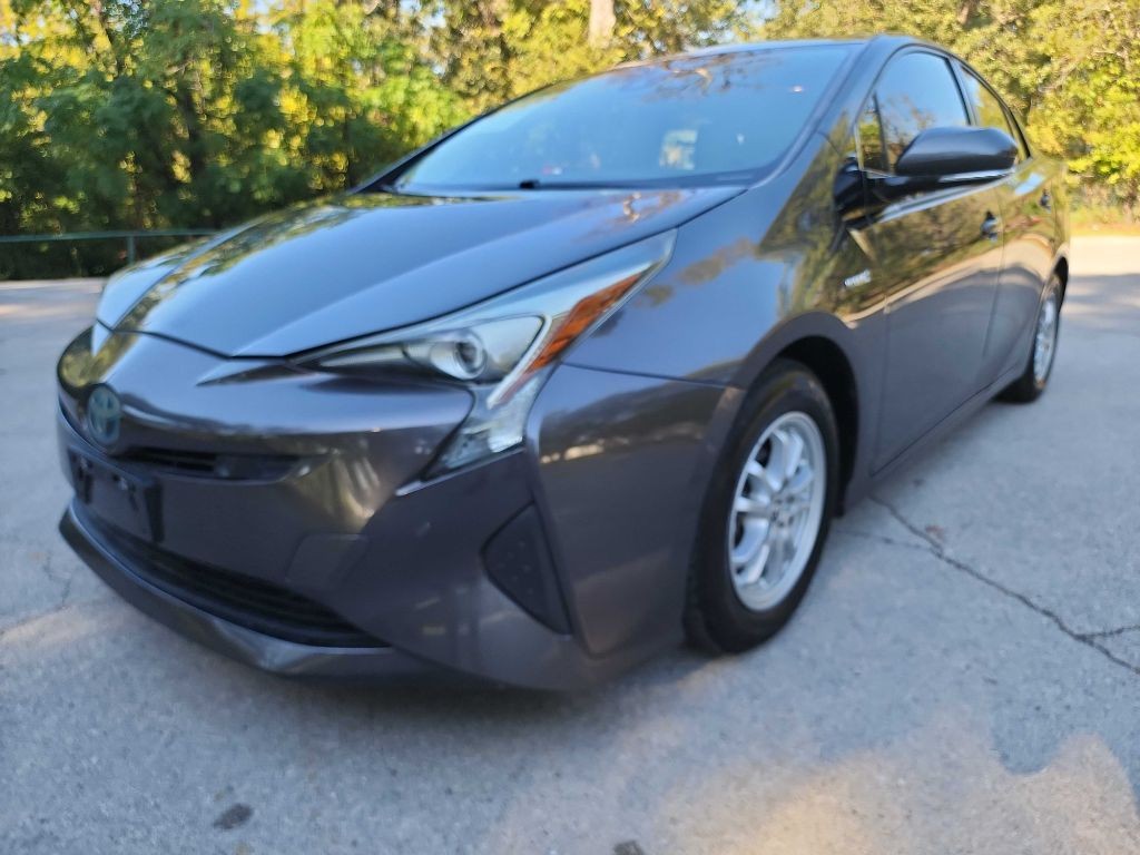 2017 Toyota Prius Image 3