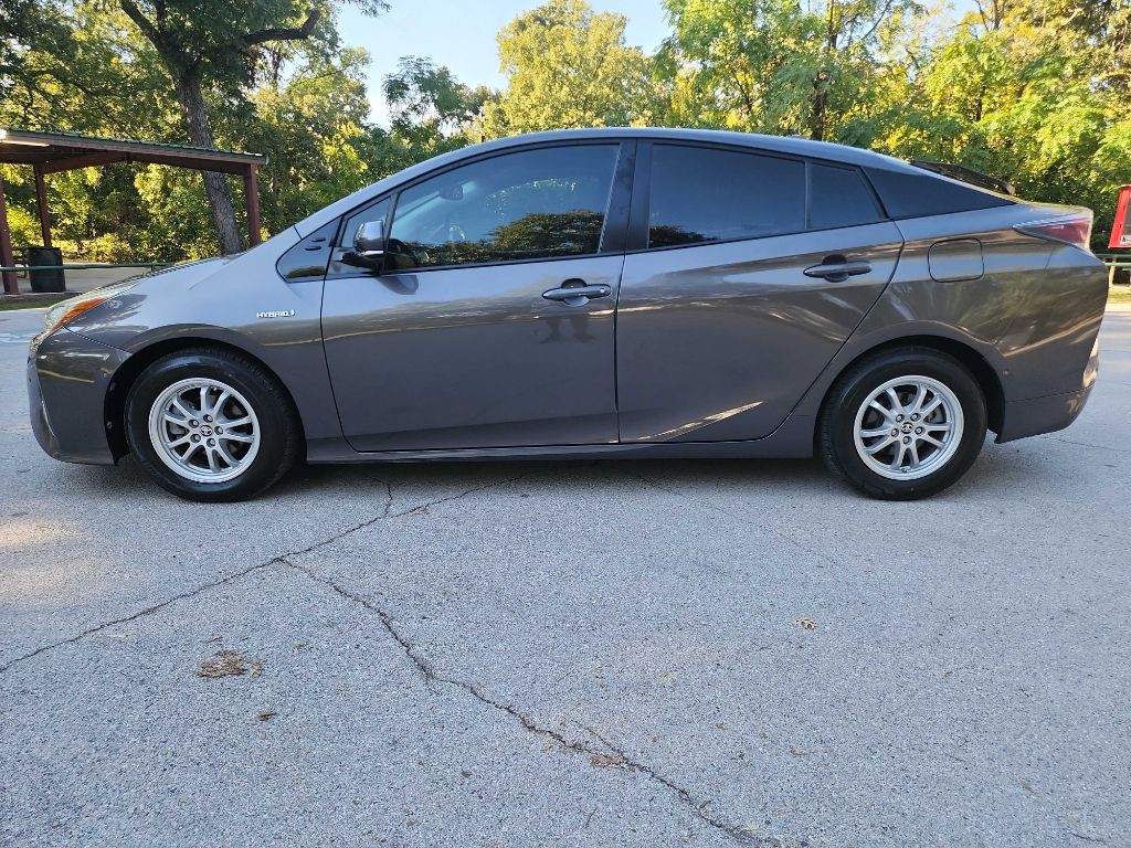 2017 Toyota Prius Image 5