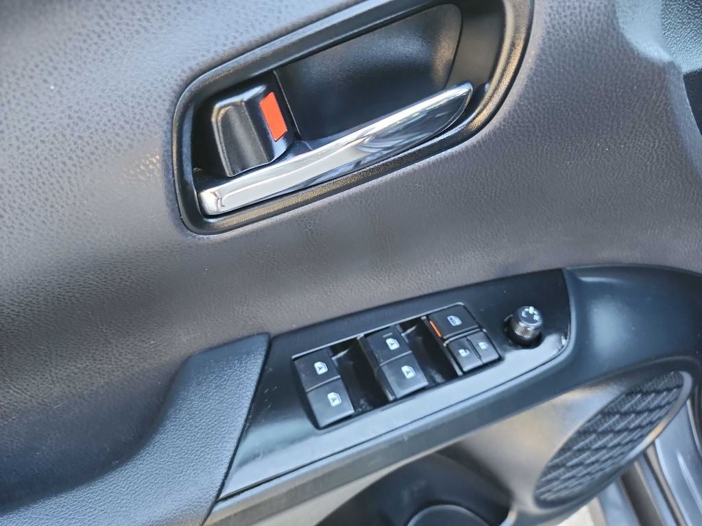 2017 Toyota Prius Image 17