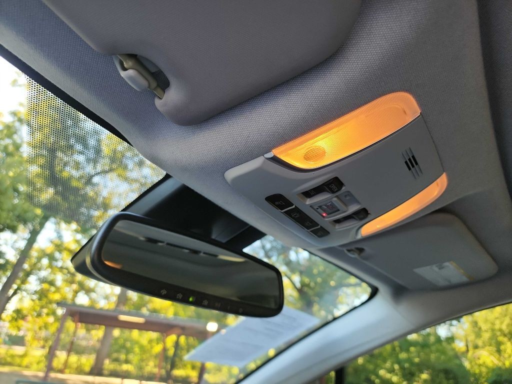 2017 Toyota Prius Image 19