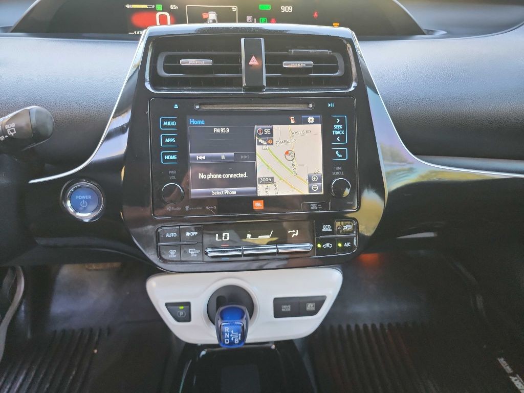 2017 Toyota Prius Image 23