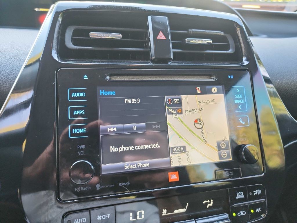 2017 Toyota Prius Image 26