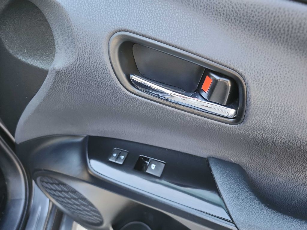 2017 Toyota Prius Image 36