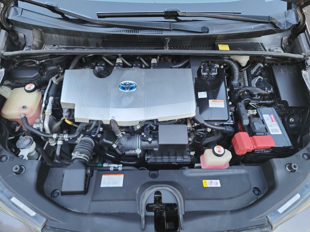 2017 Toyota Prius Image 40