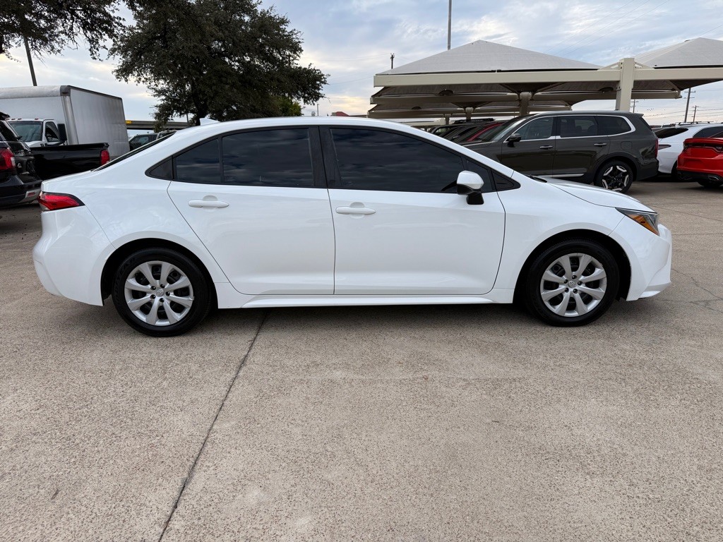 2021 Toyota Corolla Image 8