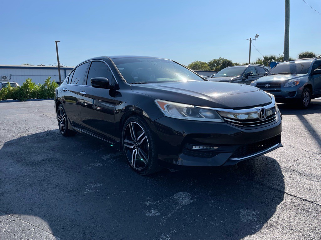 2017 Honda Accord Image 4