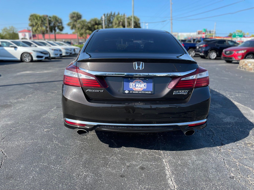 2017 Honda Accord Image 7