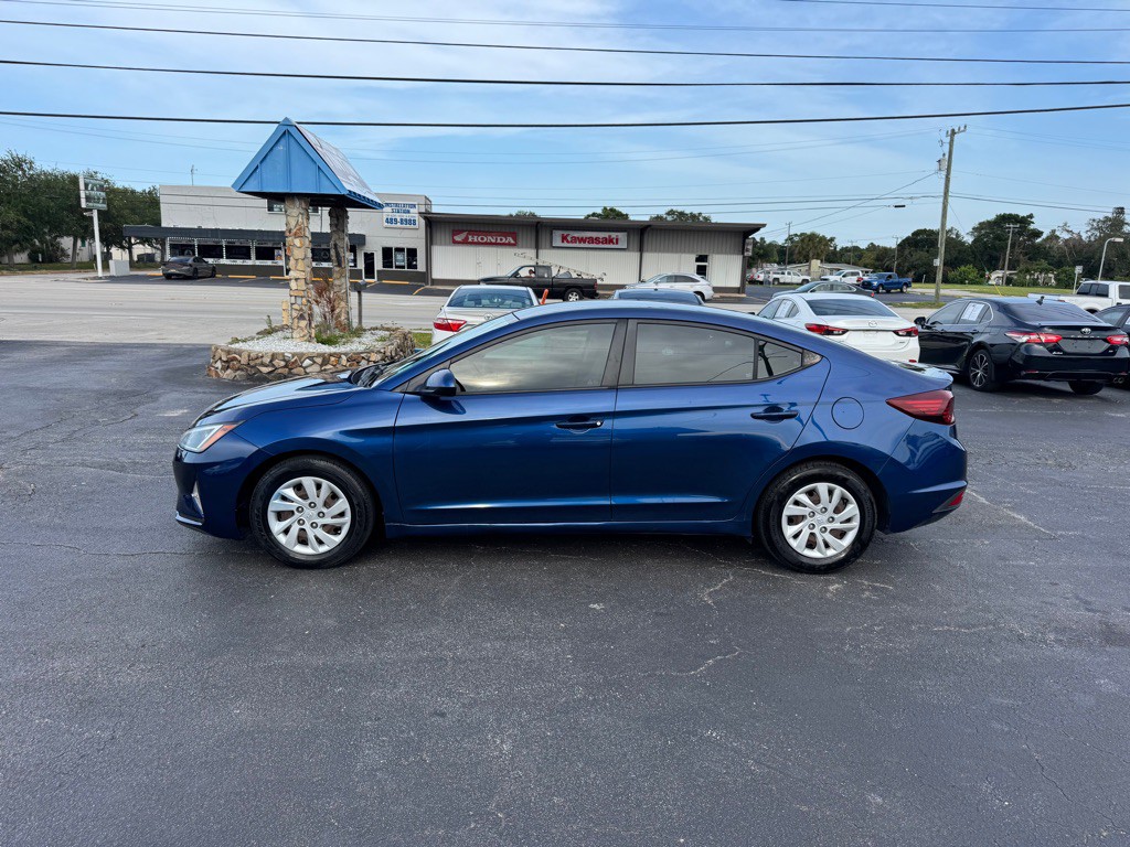 2019 Hyundai Elantra Image 4