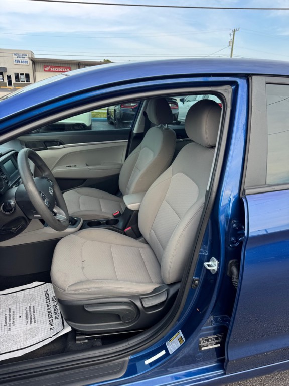 2019 Hyundai Elantra Image 10