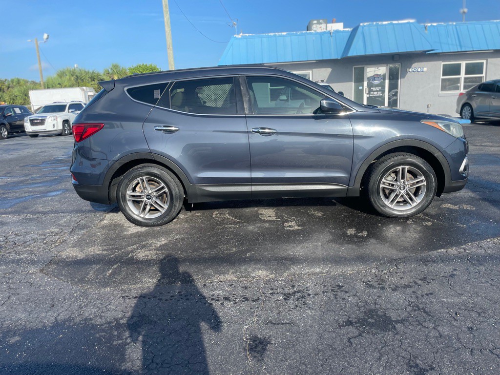 2017 Hyundai Santa Fe Sport Image 5