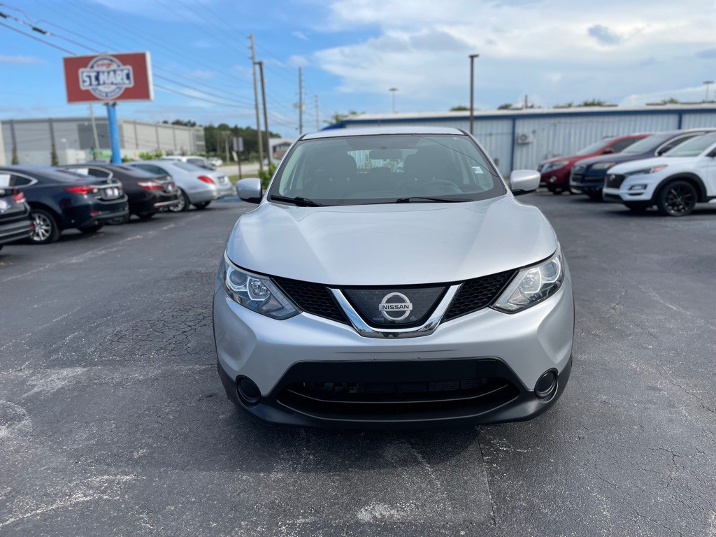 2019 Nissan Rogue Image 3