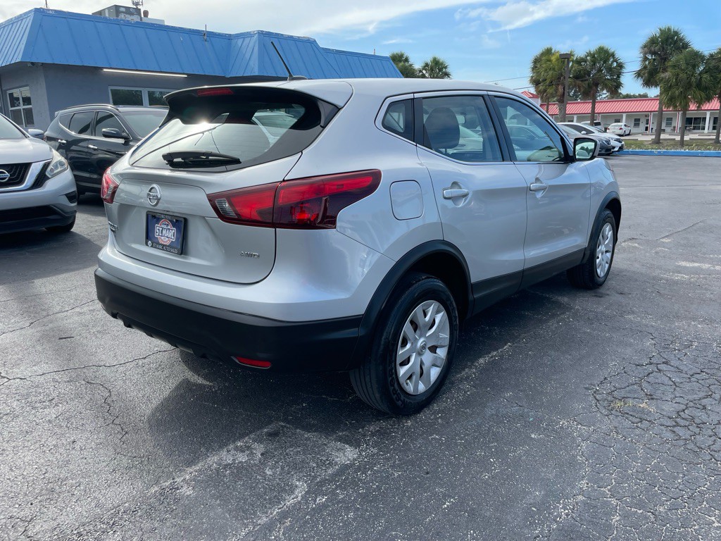2019 Nissan Rogue Image 6