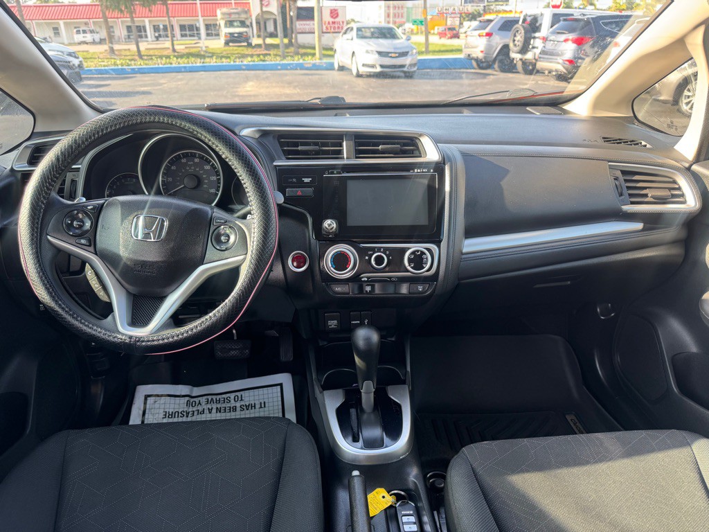 2015 Honda Fit Image 9