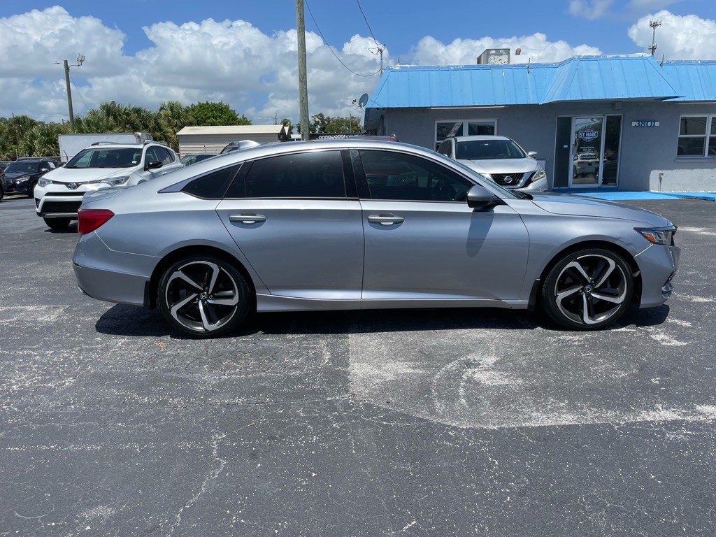 2019 Honda Accord Image 5