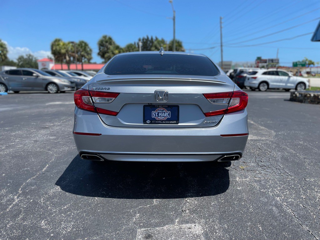 2019 Honda Accord Image 6