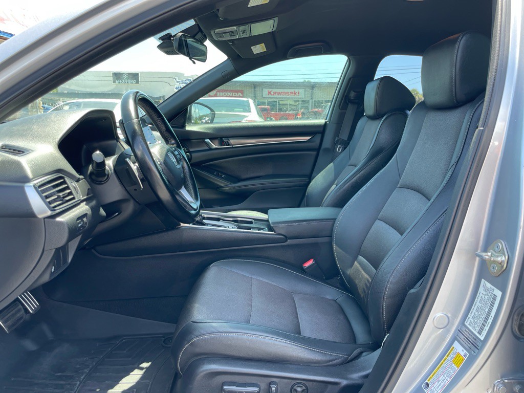 2019 Honda Accord Image 9