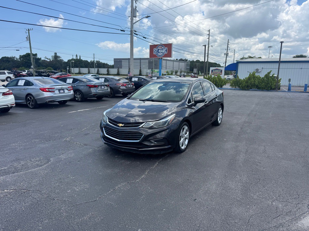 2016 Chevrolet Cruze Image 1