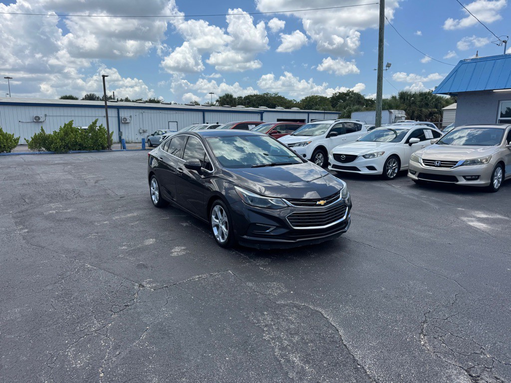 2016 Chevrolet Cruze Image 3