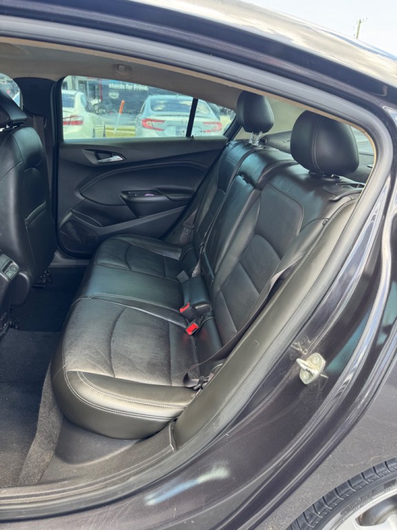2016 Chevrolet Cruze Image 11