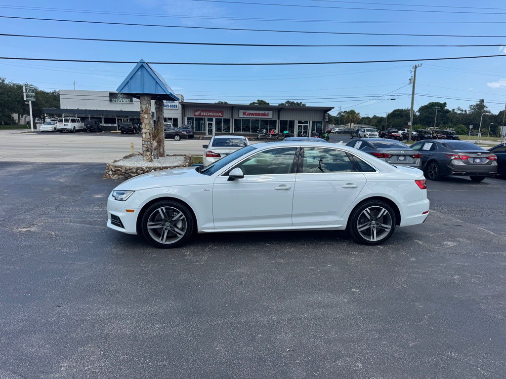 2017 Audi A4 Image 4
