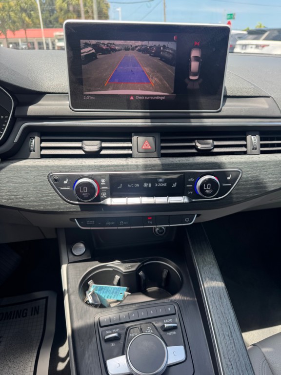 2017 Audi A4 Image 10