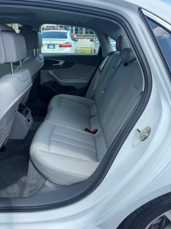 2017 Audi A4 Image 14