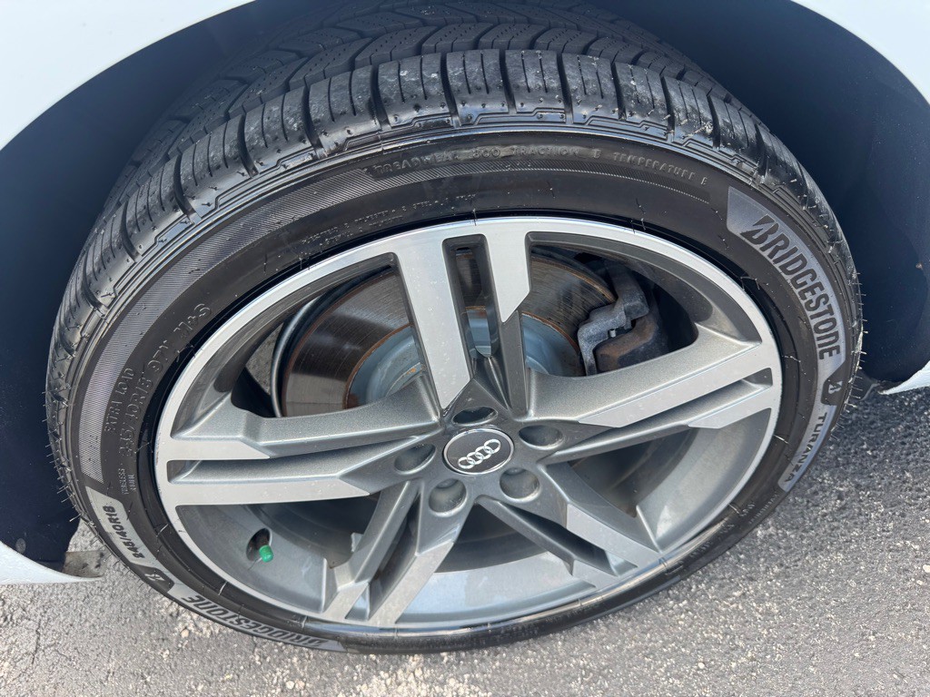 2017 Audi A4 Image 19