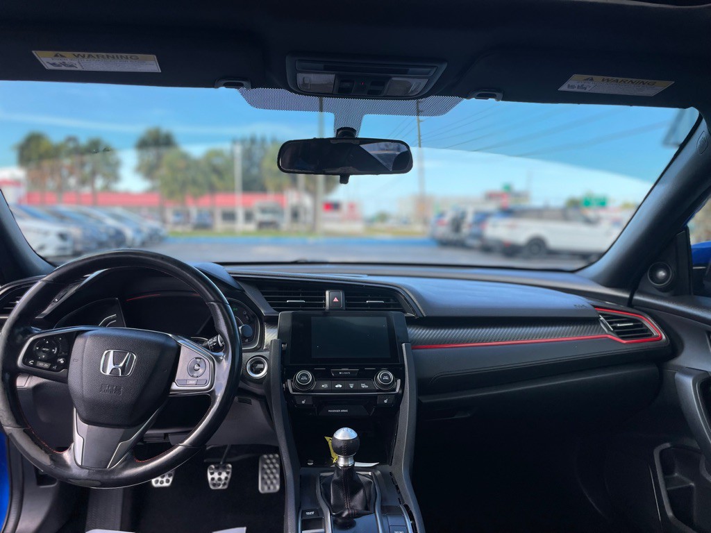 2017 Honda Civic Image 15