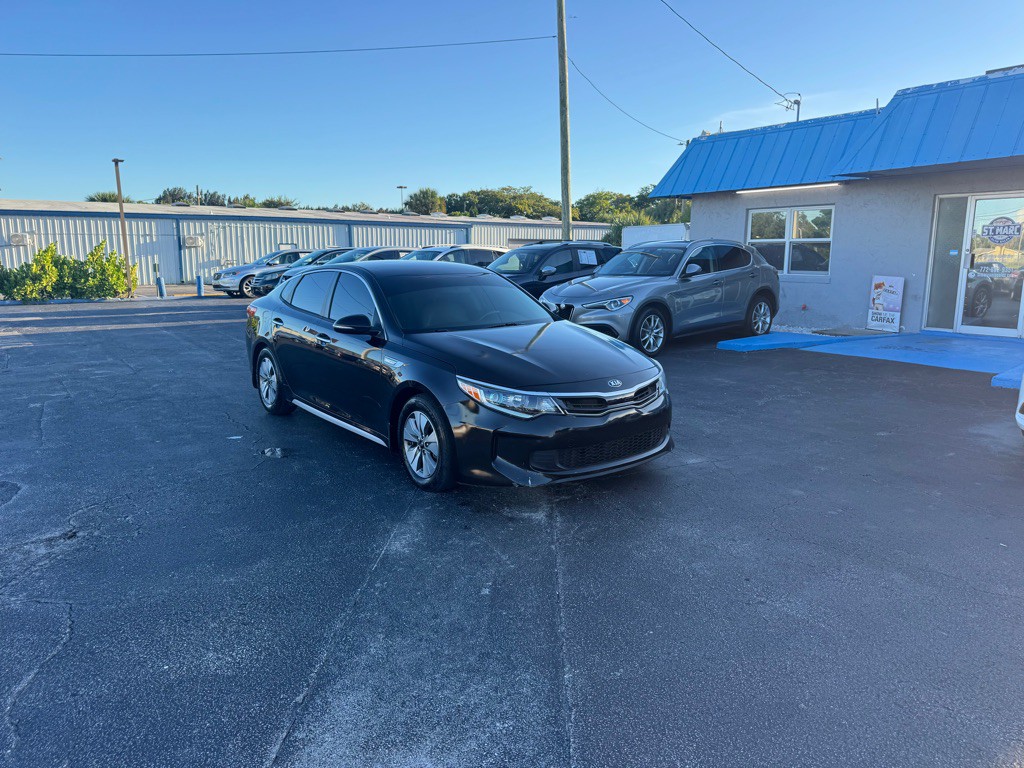 2017 Kia Optima Image 3