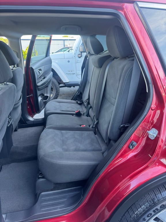 2016 Nissan Rogue Image 14
