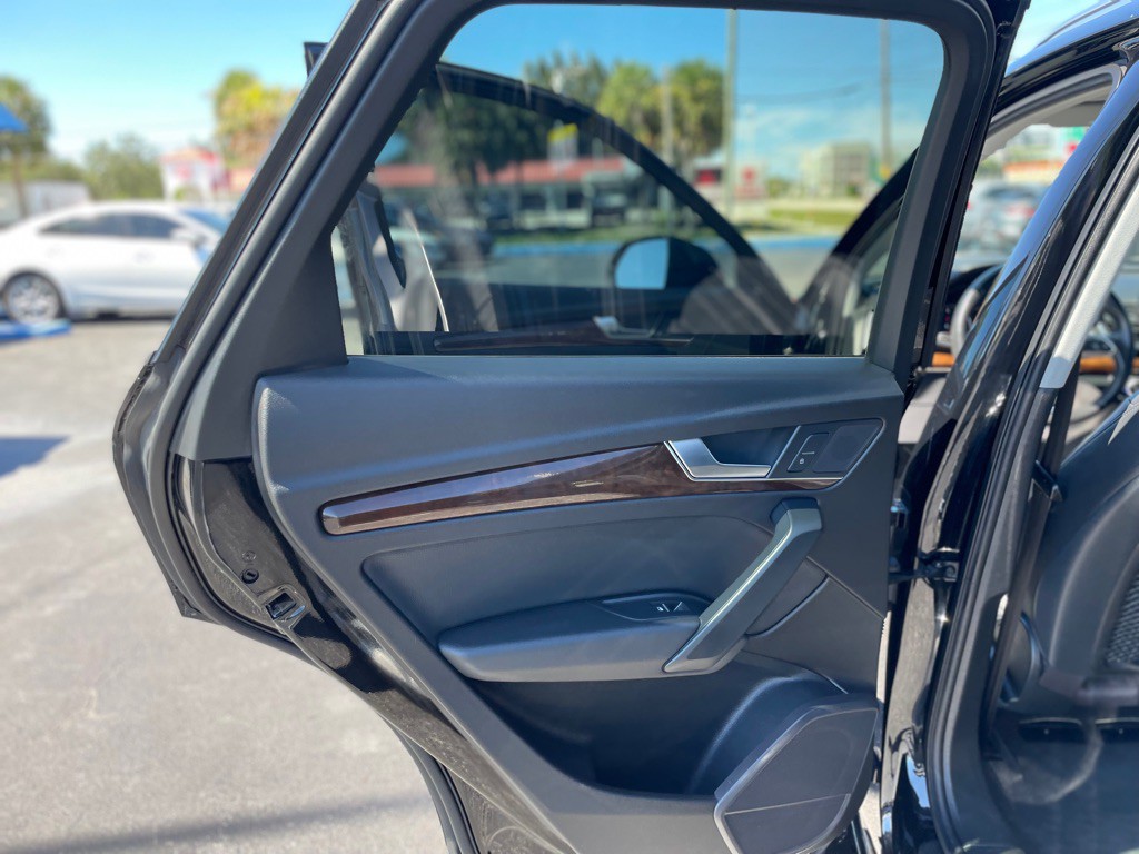 2018 Audi Q5 Image 11
