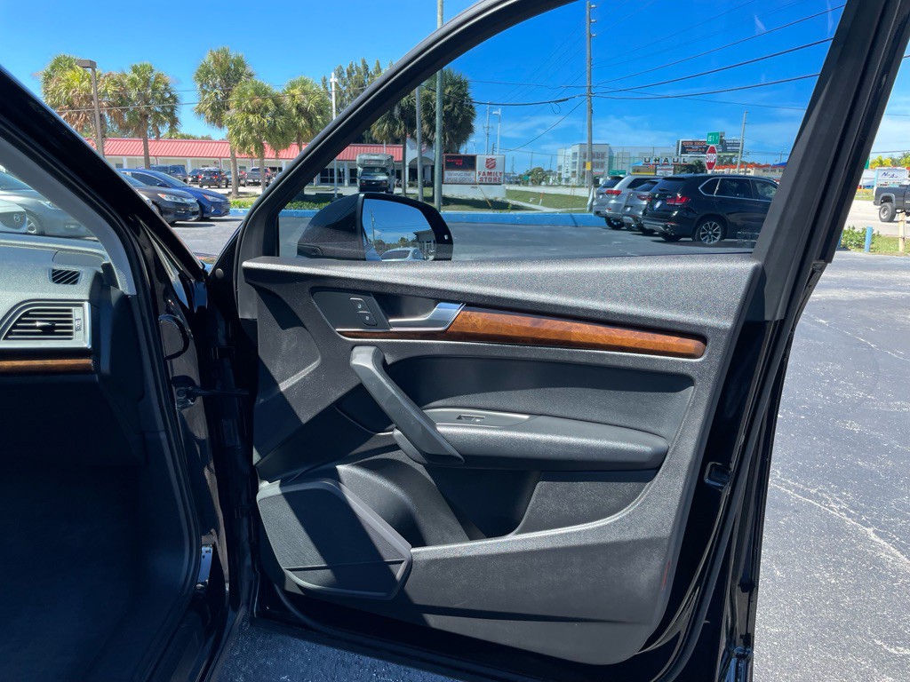 2018 Audi Q5 Image 16