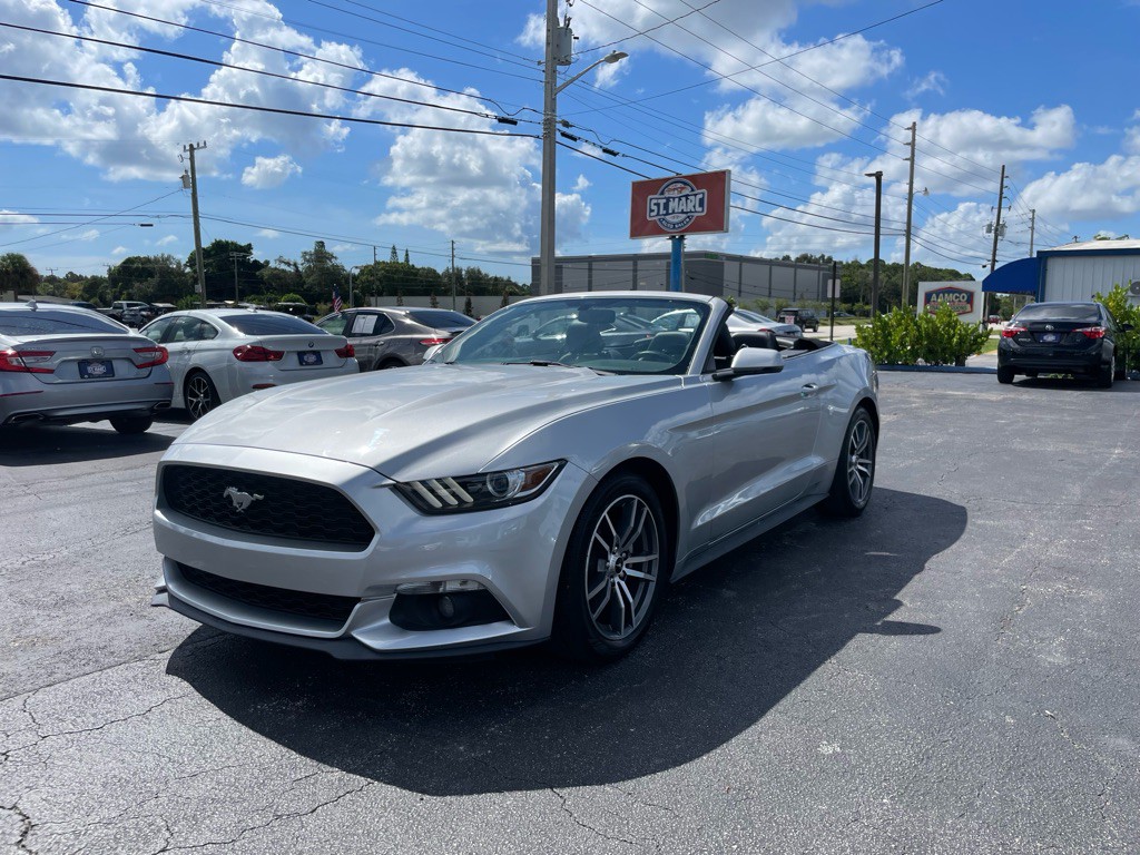 2015 Ford Mustang Image 14