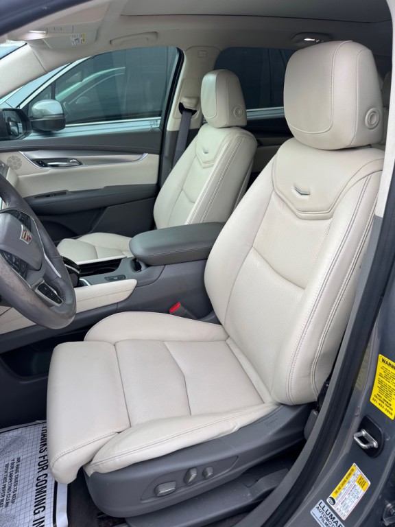 2017 Cadillac XT5 Image 12