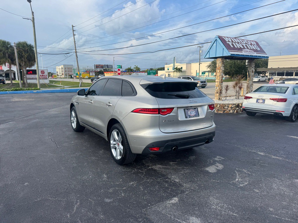 2017 Jaguar F-PACE Image 3